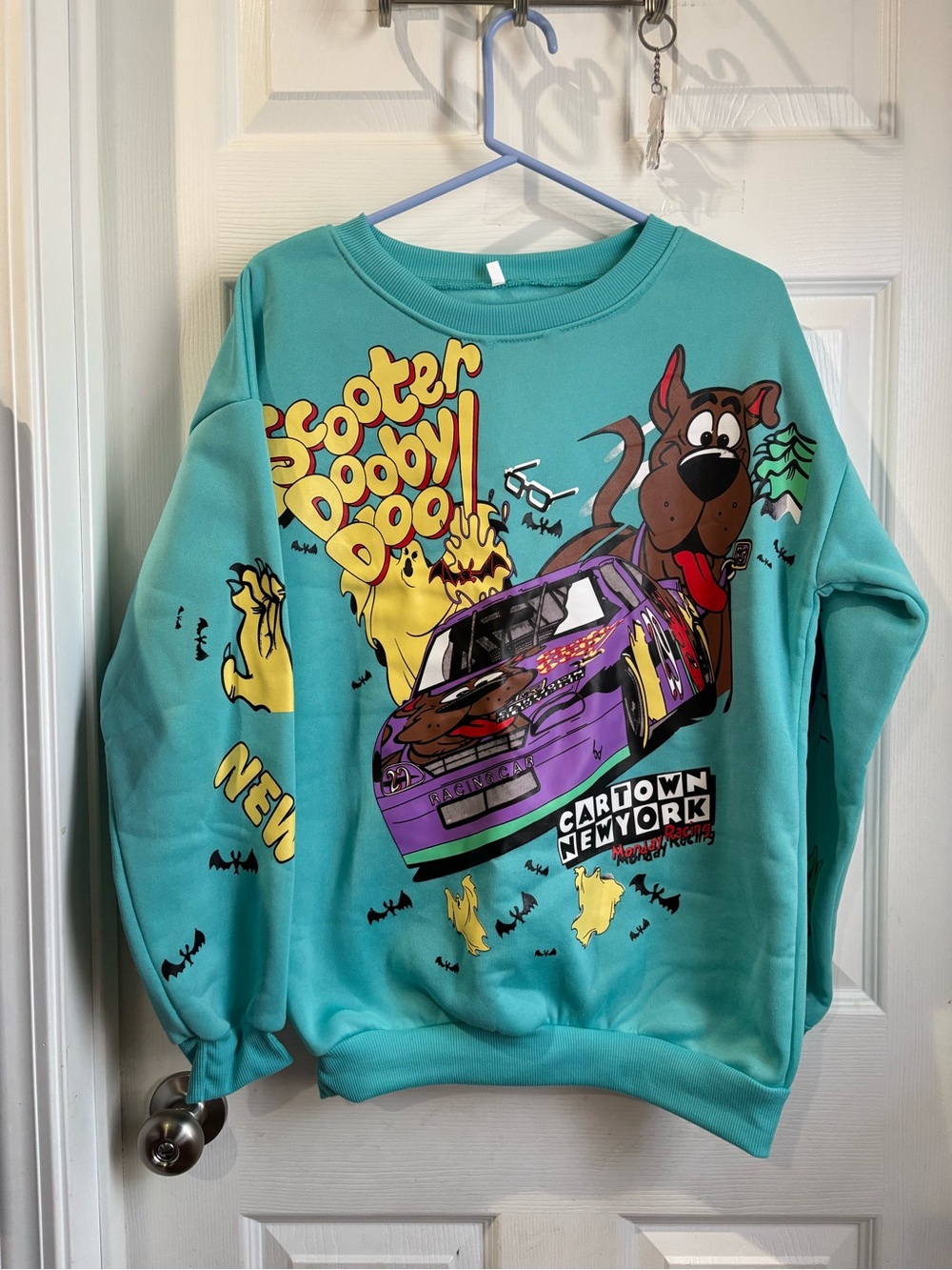 Scooby-Doo Graphic V-Neck Sweater - Teal